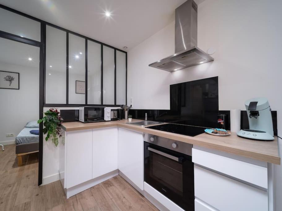 Appartement Tout Equipe Au Coeur Du Panier Vieux Port Марсилия Екстериор снимка